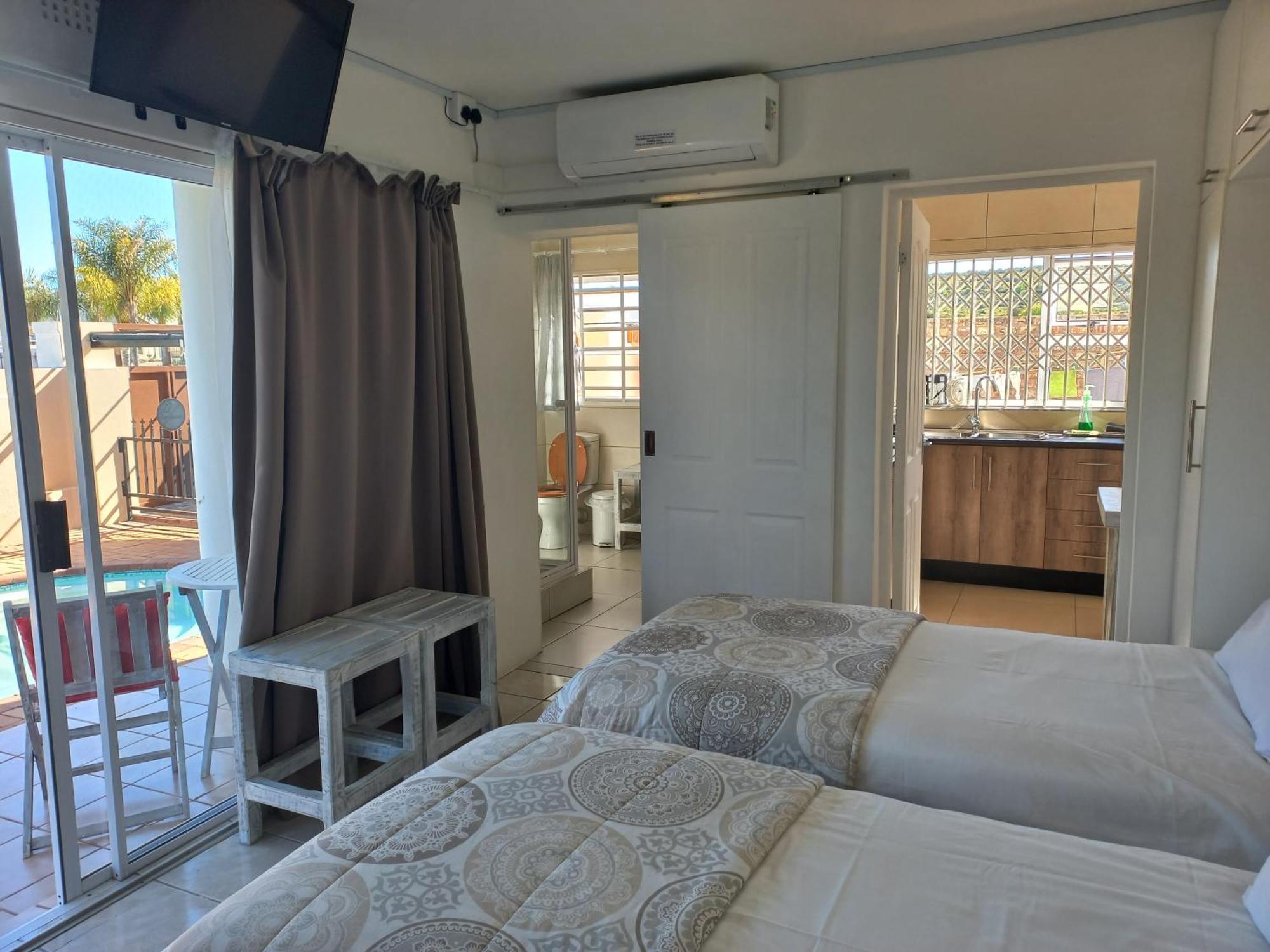 Come Home In Oudtshoorn Self-Catering Units Esterno foto