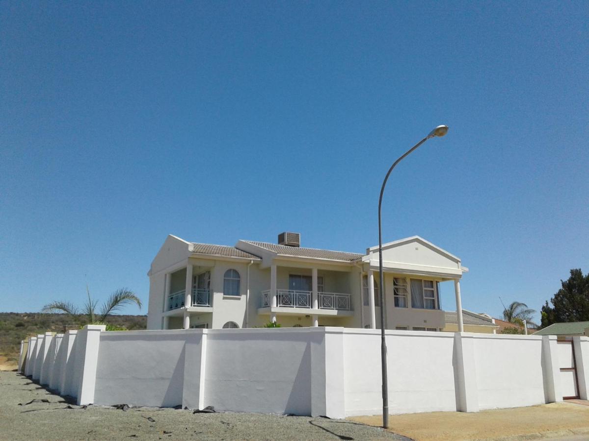 Come Home In Oudtshoorn Self-Catering Units Esterno foto